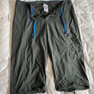 Columbia lightweight capri pants